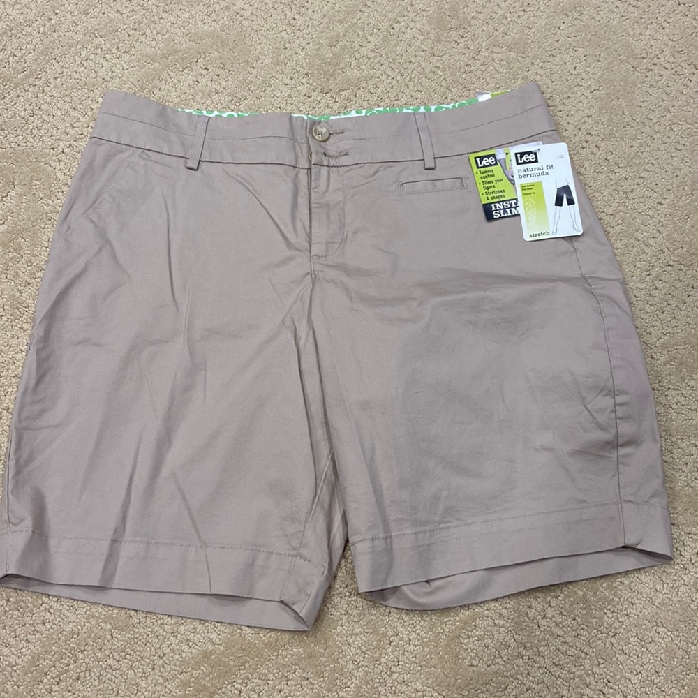 Khaki Bermuda shorts